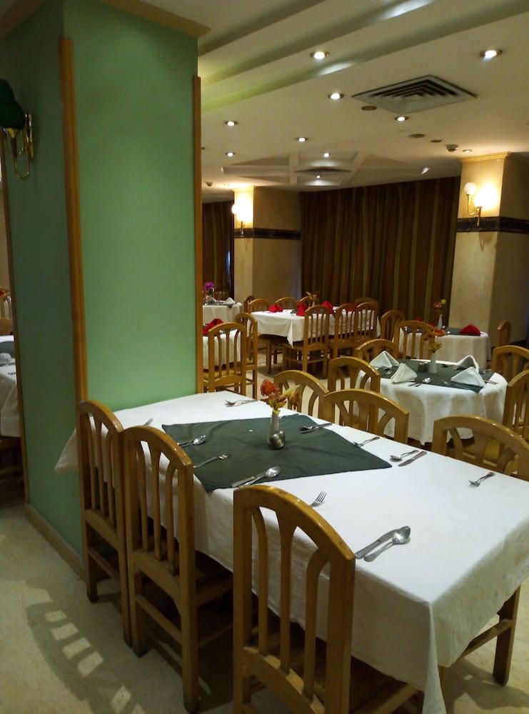 Queens Valley Hotel, Restaurants, Bars And Spa Luksor Zewnętrze zdjęcie
